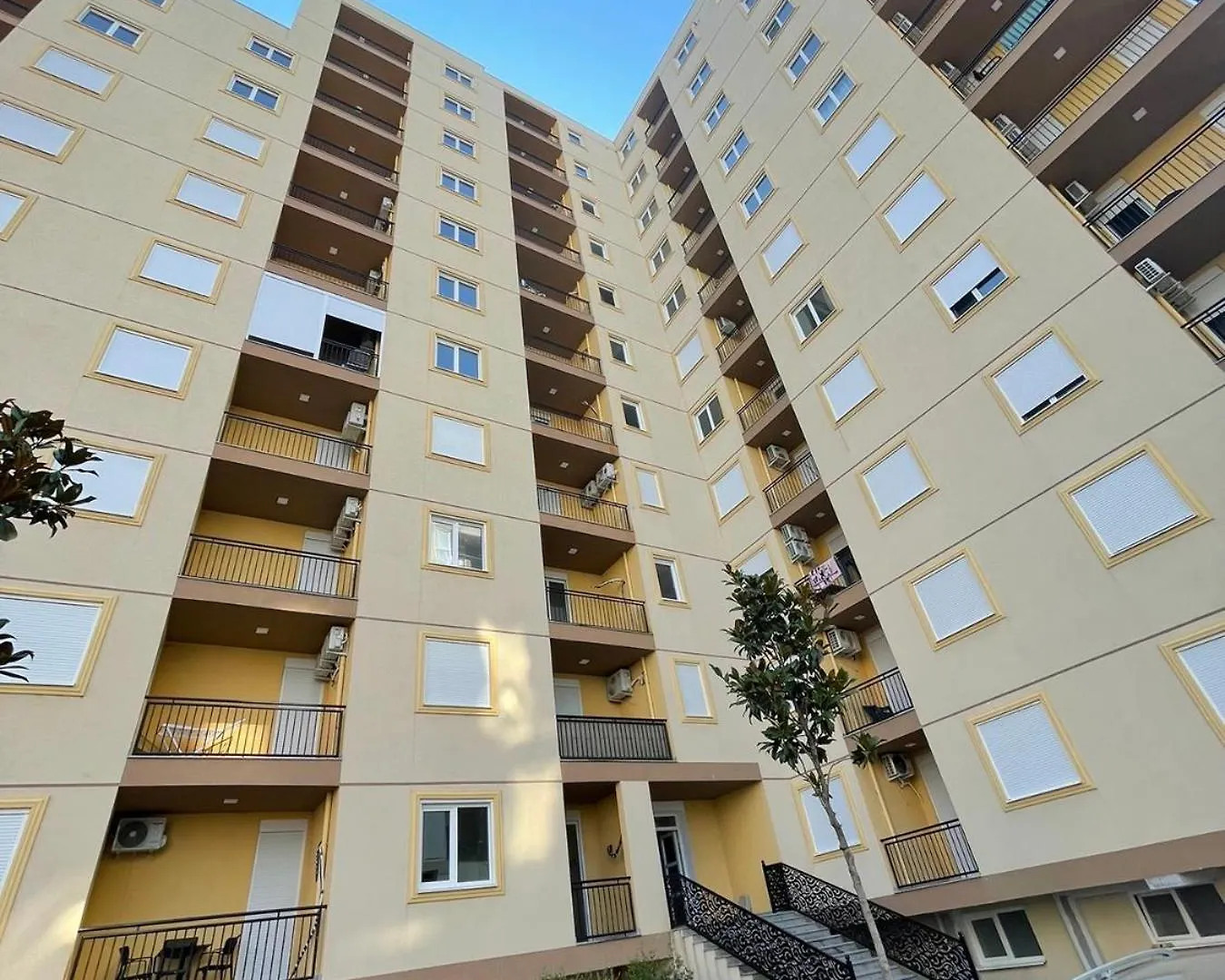 Losi Apartments Lezhe Albania