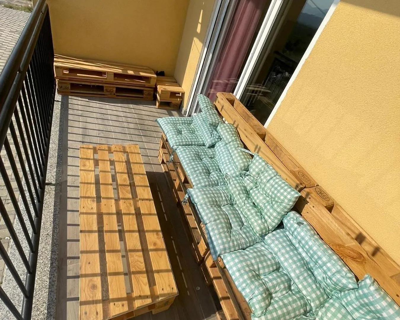 Losi Apartments Lezhe 0*,